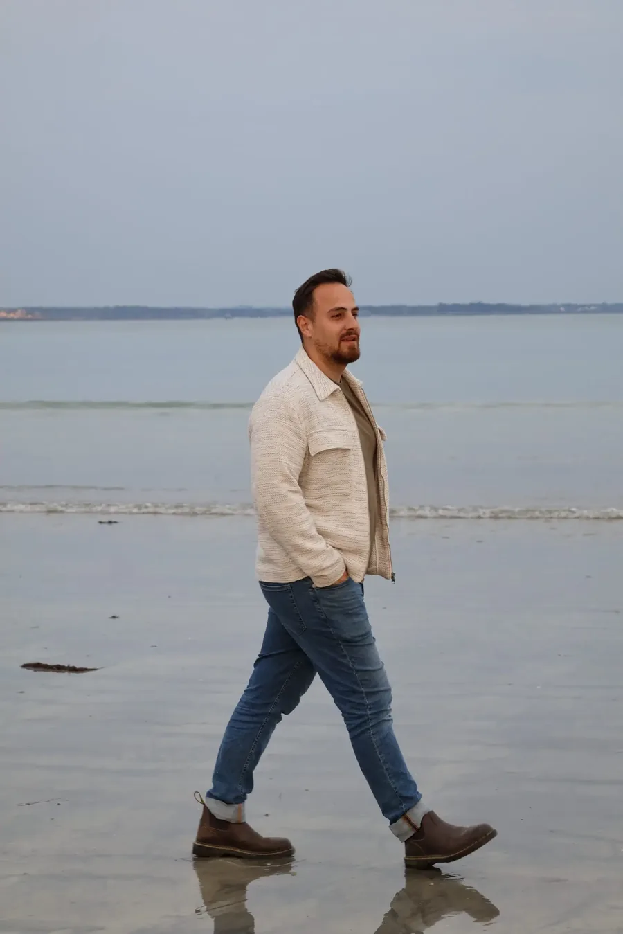 Glenn Beaudet, fondateur — sur le littoral du Finistère Sud